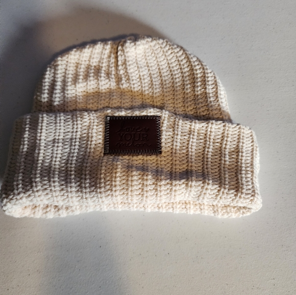 Love your melon hat - Picture 2 of 2